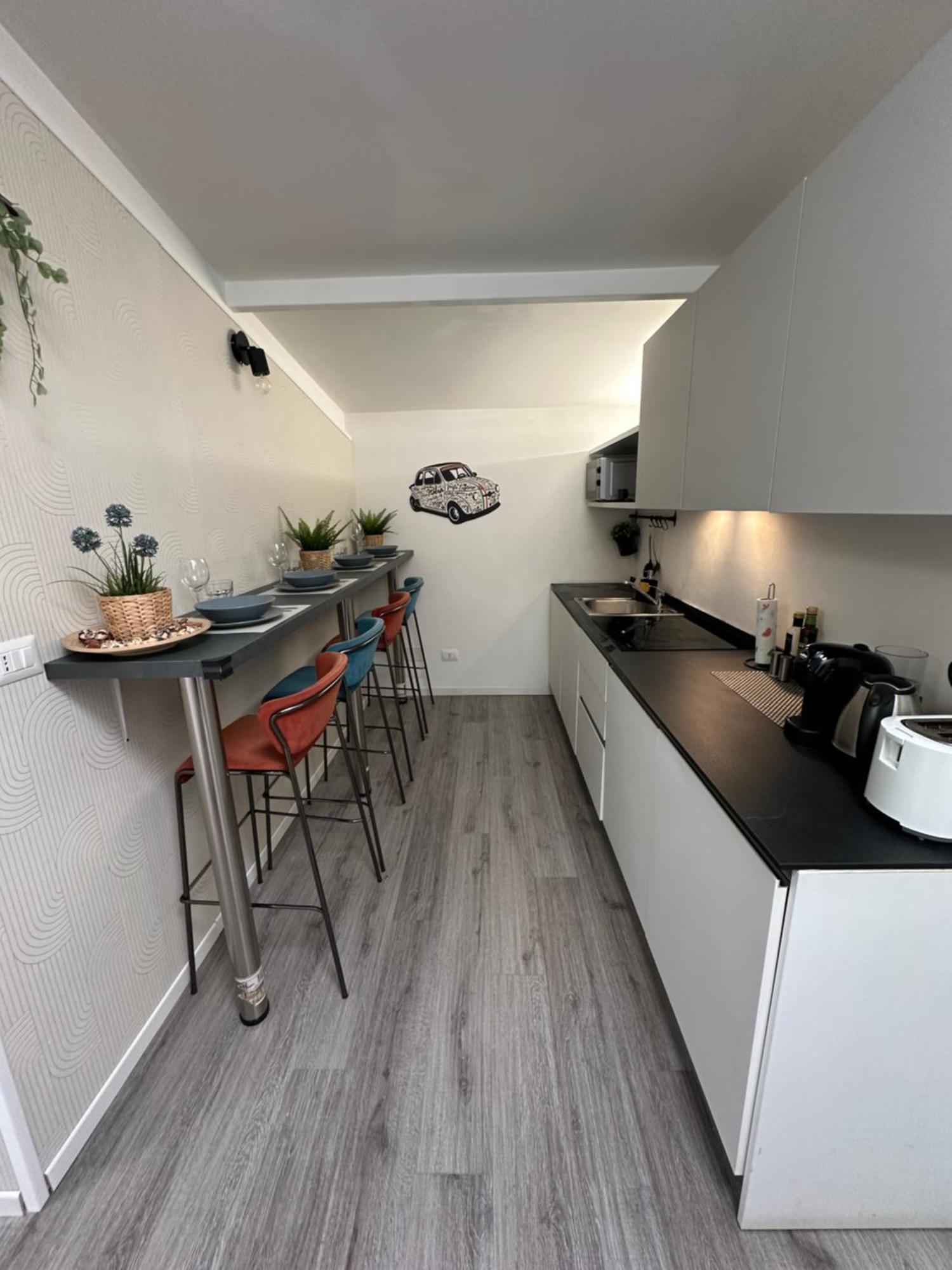 Dea Dreams - Marghera 43 Near San Siro Stadium Милан Экстерьер фото
